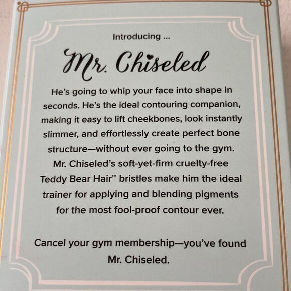 Too Faced Mr. Chiseled Contouring Brush - Picture 3 of 4